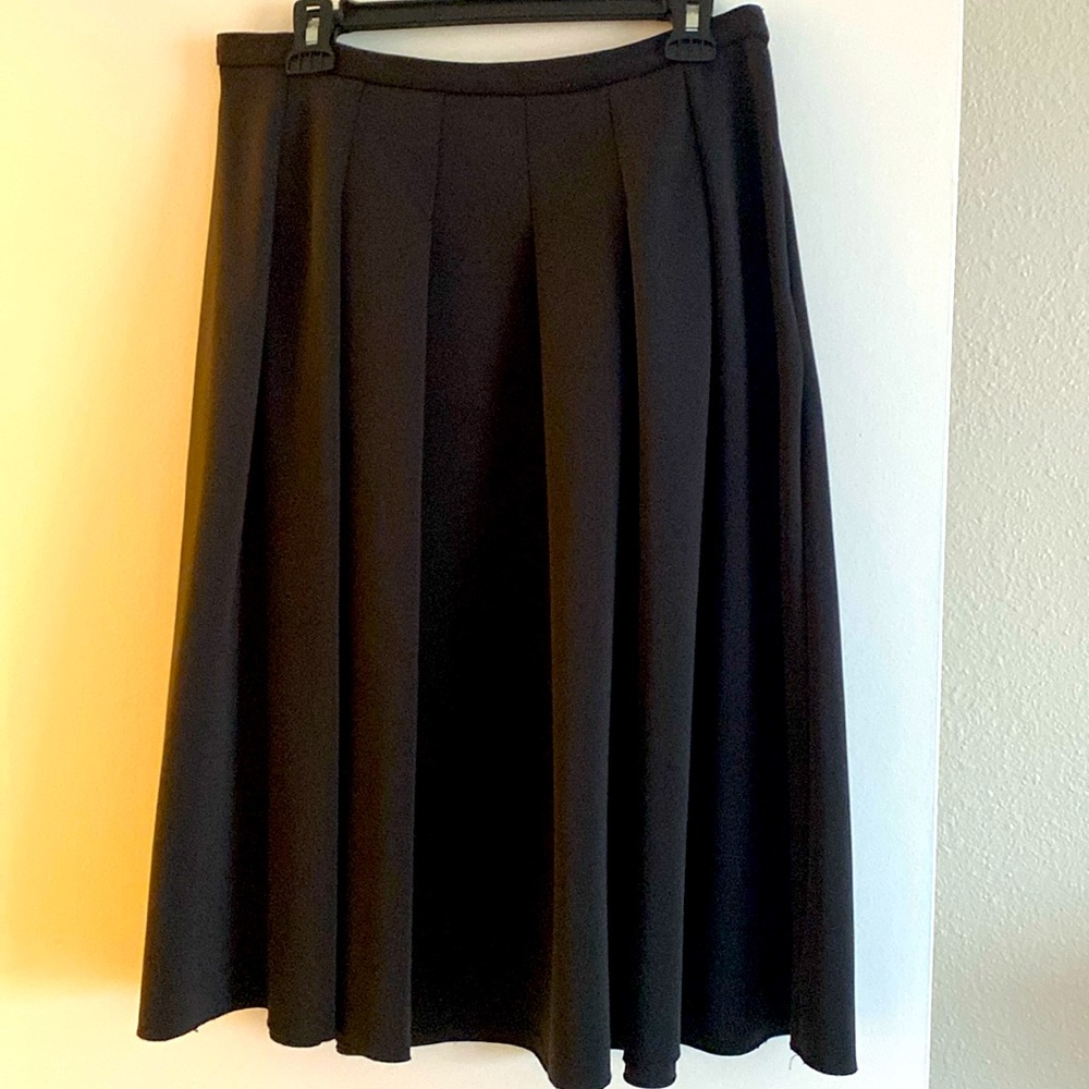 Jennifer López size L pleated skirt
